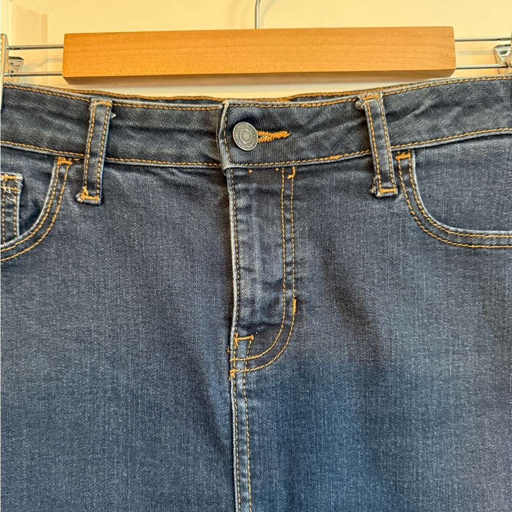 Old Navy Blue Denim Skirt - Picture 3 of 4